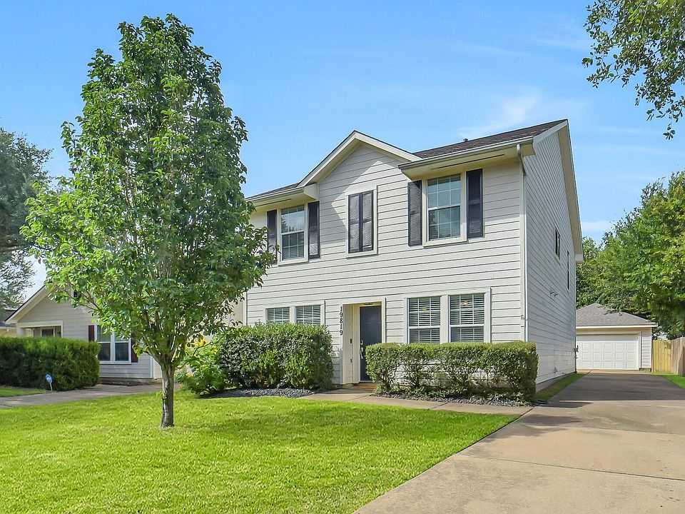 1st image of 19819 Crested Hill Ln