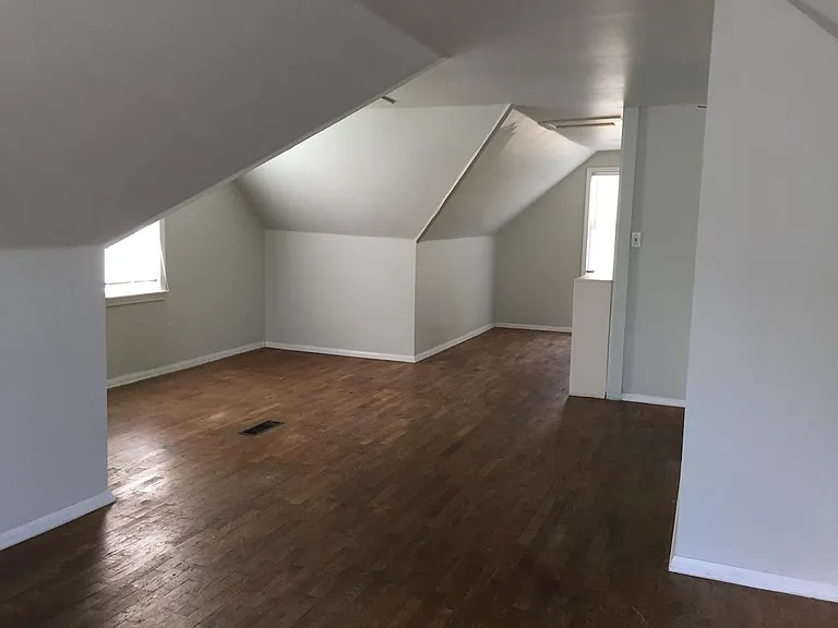 726 N Prospect St — Photo 25
