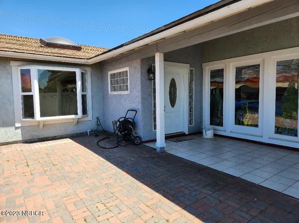 1040 N B Ct, Lompoc, CA 93436