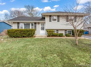 5913 Sherman Ave, Downers Grove, IL 60516