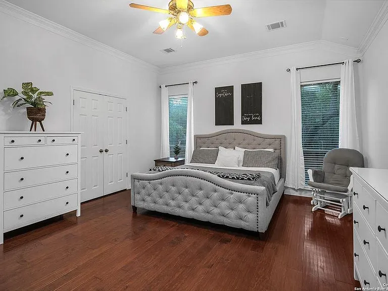 26022 Cuyahoga Cir — Photo 14