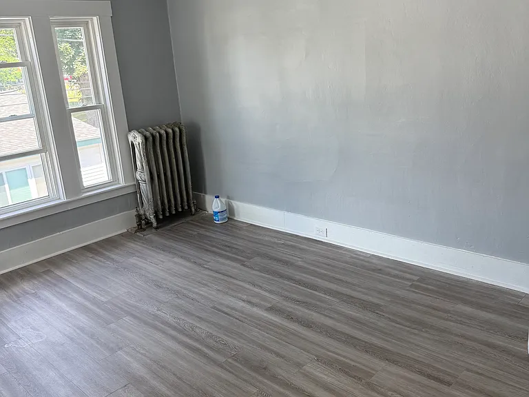 Bedroom #1