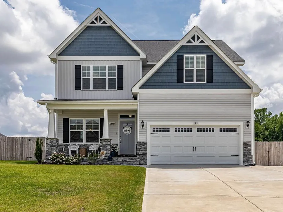 300 Stonebridge Dr