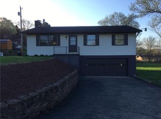 8 Church St, Finleyville, PA 15332