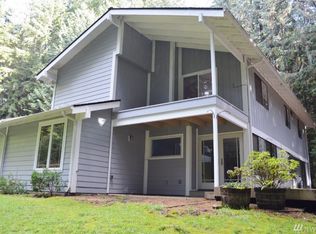 15600 Agatewood Rd NE, Bainbridge Island, WA 98110