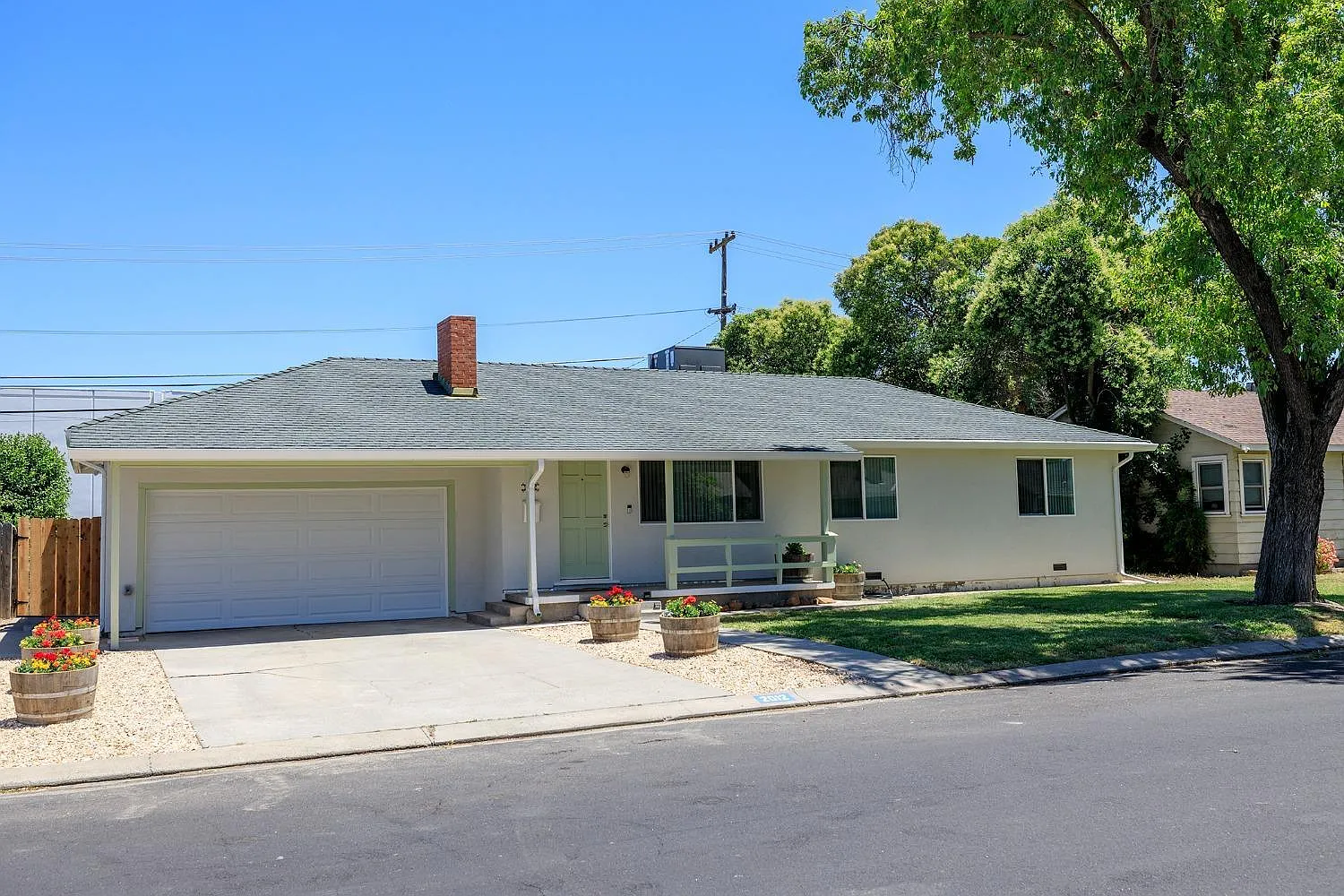 2012 Aloha Way photo 1