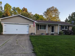 1414 Ridgewood Dr, Jenison, MI 49428