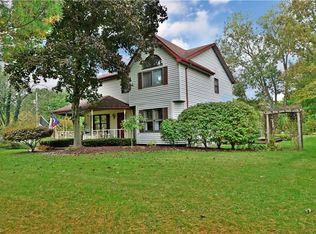 1145 Logan Wood Dr, Hubbard, OH