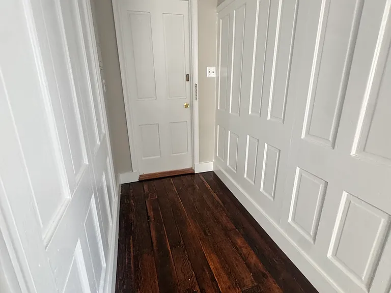 162 Main St #3 — Photo 4