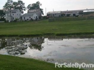 820 Pine Grove Rd, Hanover, PA 17331