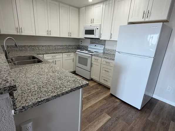 84 Kingswood Dr APT 6, Chula Vista, CA 91911