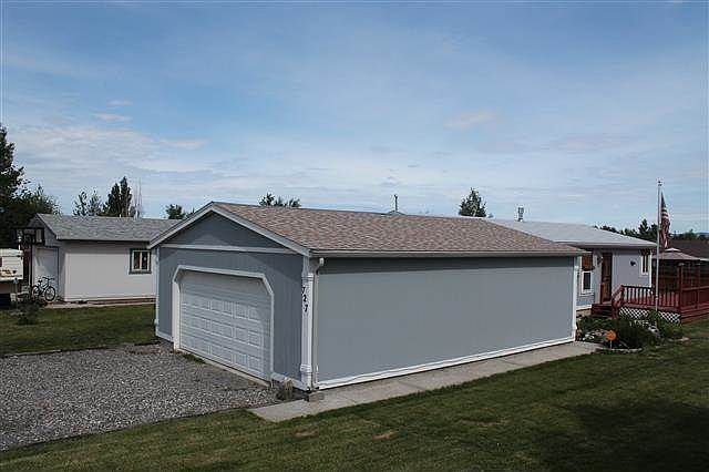 1st image of 727 Cheery Dr