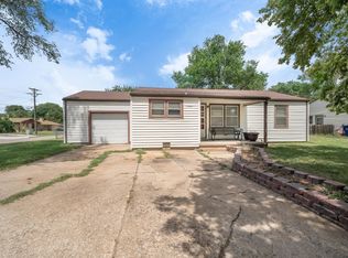 1326 W 27th St S, Wichita, KS 67217