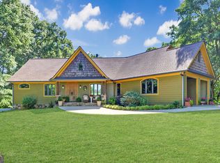 1320 Burroughs Rd, Lavonia, GA 30553
