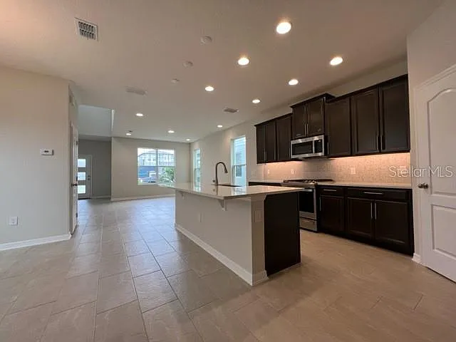 12755 Brodlove Ln — Photo 12