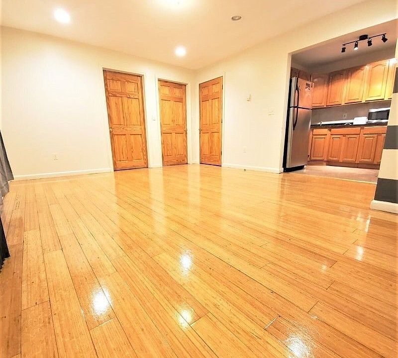 1st image of 188 Macon St #B