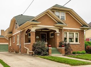 333A Billings St, Elgin, IL 60123