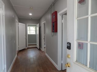 1207 N Thompson St #C, Conroe, TX 77301