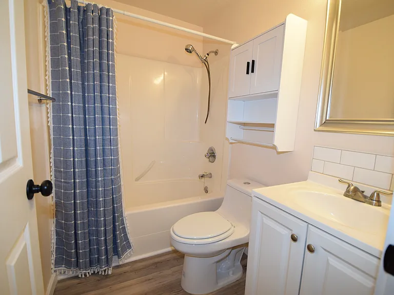 Upstairs Bathroom