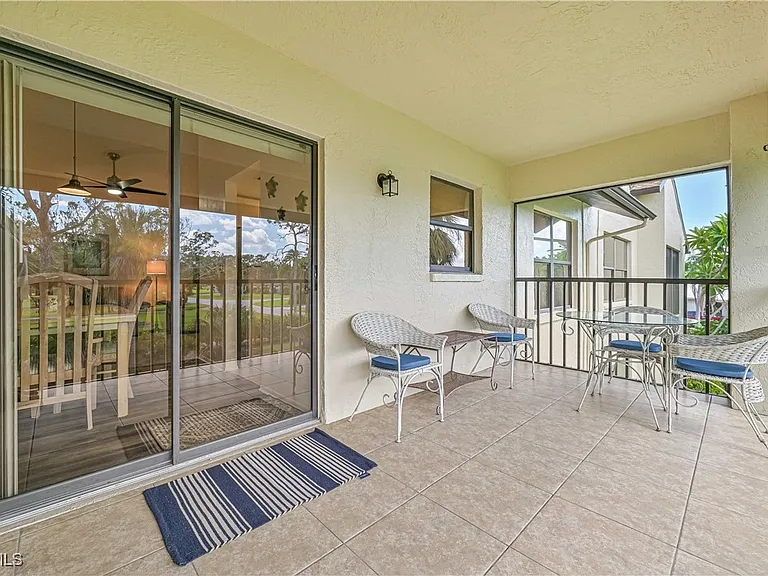 8366 Charter Club Cir #8 — Photo 17