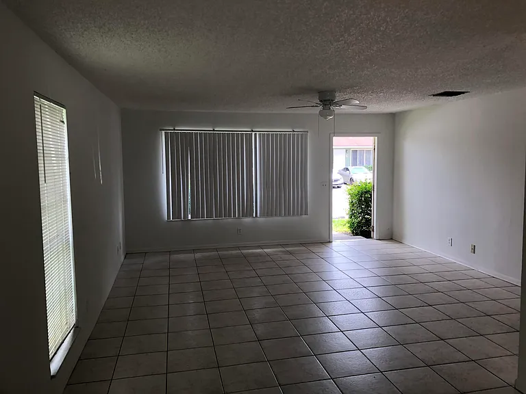 4651 Orleans Ct #D — Photo 13
