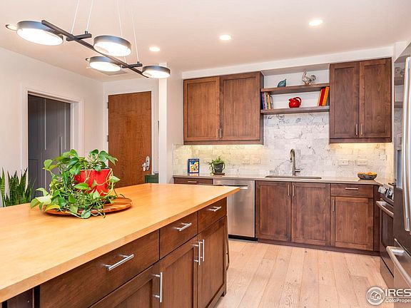 3rd image of 3301 Arapahoe Ave #418