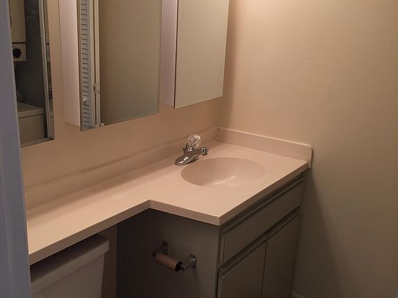 4th image of 217 Seaport Blvd #68