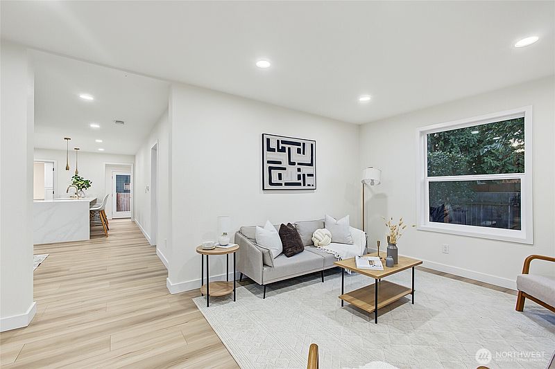 5th image of 868 S 48th St