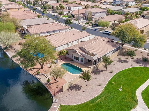 2nd image of 826 E Indian Wells Pl