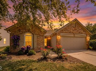 6279 Briargate Dr, Zionsville, IN 46077