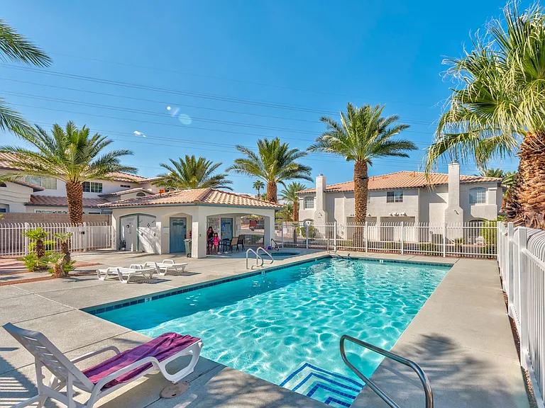 8217 Diamond Star Ct — Photo 17