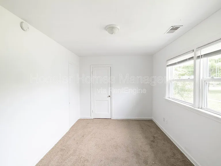 6119 Nimitz Dr — Photo 12