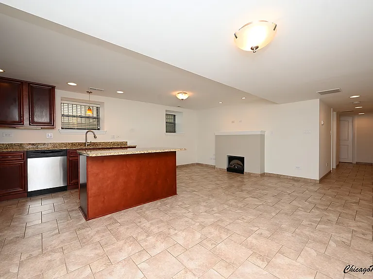 18 W Chestnut St #BR — Photo 19