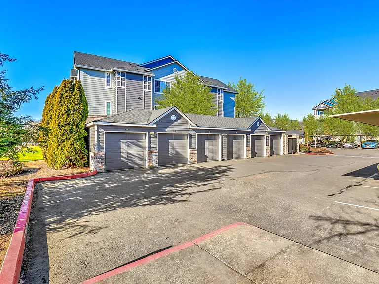Grove at Orenco Station Apartments — Photo 39