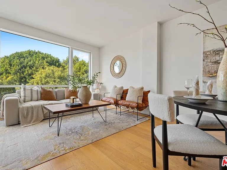1705 Ocean Ave #206 — Photo 3