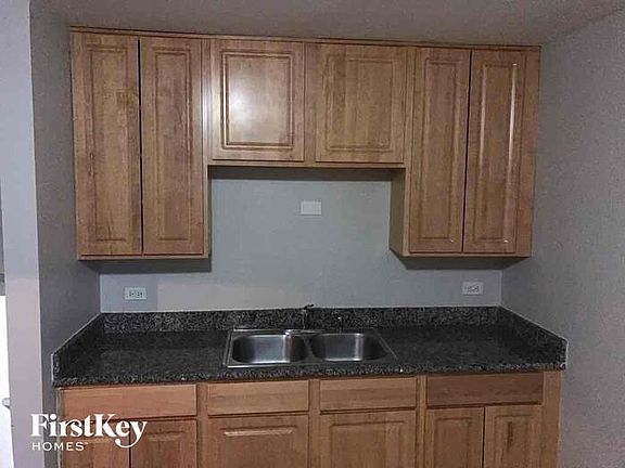 5th image of 3408 Birchwood Dr