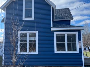 412 Ann St, Negaunee, MI 49866