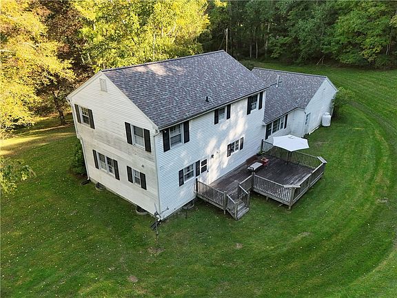 3rd image of 206 Kraham Rd