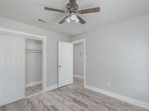 5th image of 5914 Asbury Ave APT A