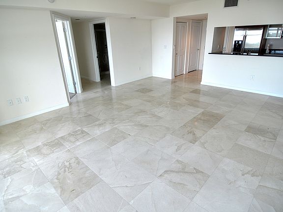 4th image of 610 W Las Olas Blvd APT 1913N