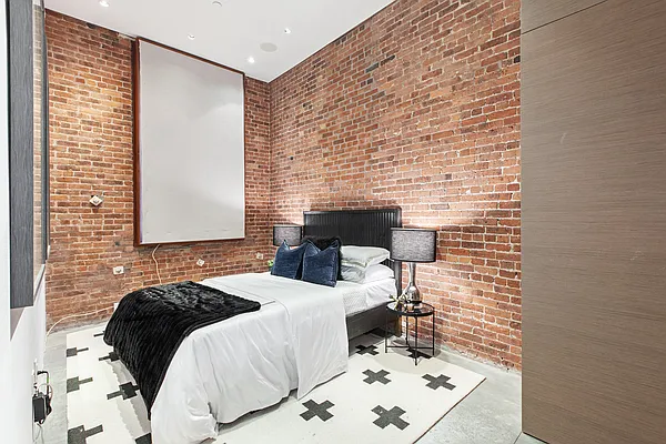 Sold by Corcoran | media 10