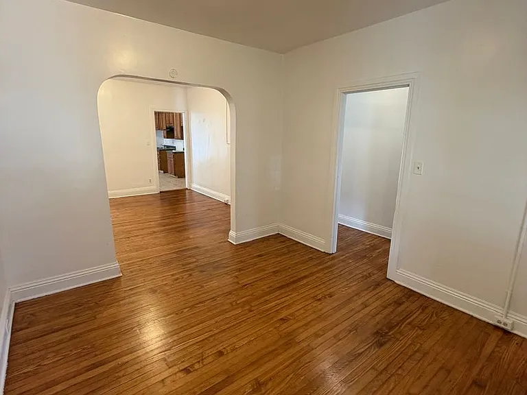 835 Linden Ave — Photo 7