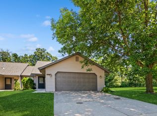 672 Hi Park Ave, Red Wing, MN 55066