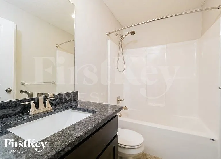811 S Sunset Ln — Photo 13