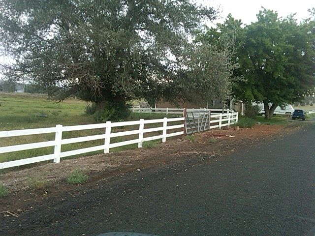 2nd image of 583 NE Owens Rd