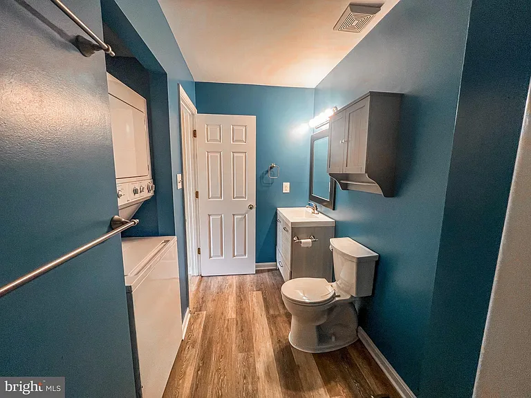 26 Byrd Ave — Photo 12
