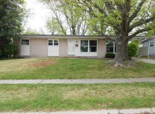 720 Pelican Ln, Florissant, MO