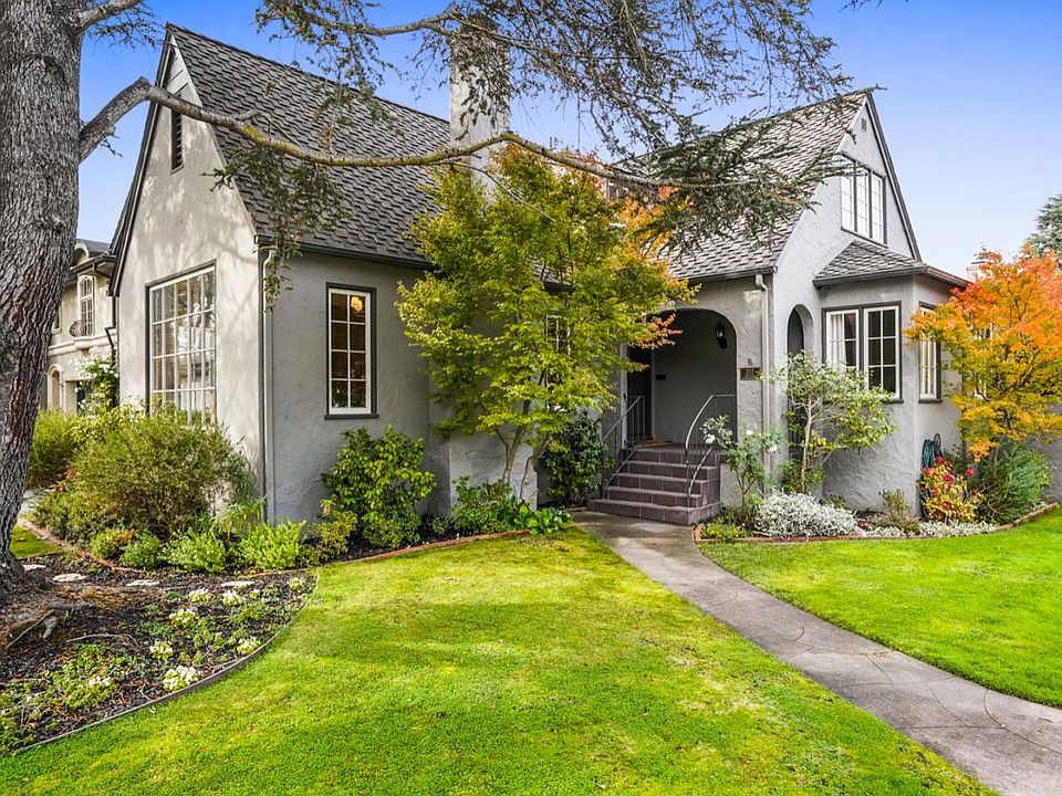 1st image of 202 Castilian Way