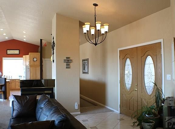 3rd image of 4746 S Santa Fe Dr