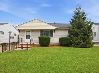 29967 Regent Rd, Wickliffe, OH 44092